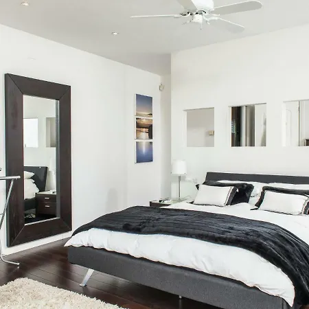 Spacious In With Private Pool *